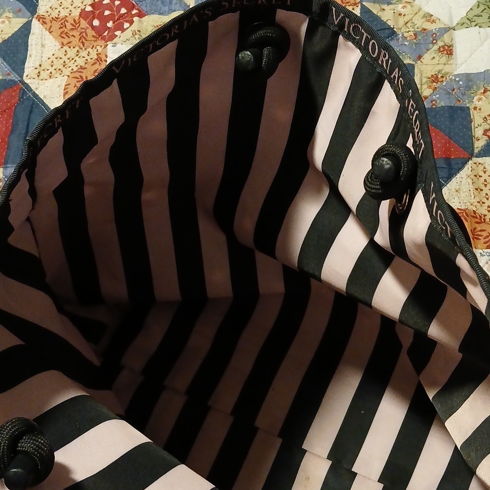 Victoria's Secret Black Tote with Pink Rose Print, 2 Side Pockets - Picture 4 of 5